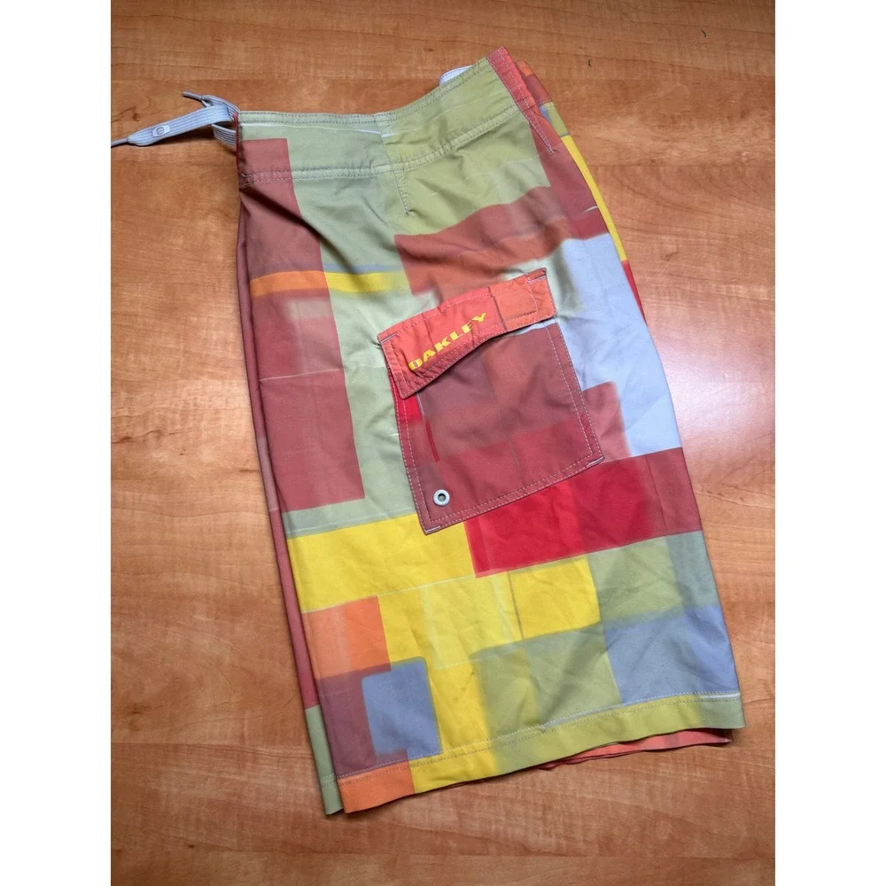 Oakley Board Shorts Mens 32 Multicolor Geometric Block Print Swim Trunks Cargo